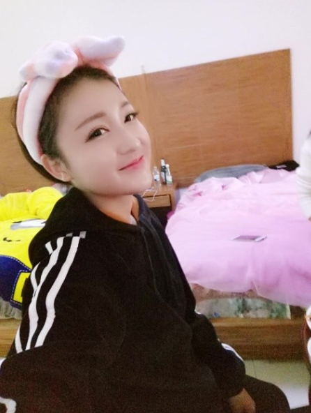 苗条妹子